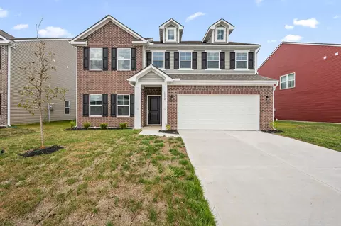1512 Arrowhead, Piqua, OH 45356