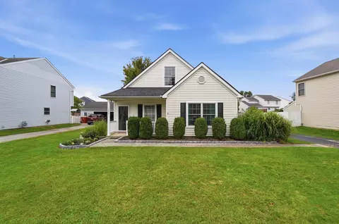 1047 Braxton Blvd, London, OH 43140