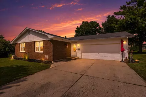 803 Ridgeview Dr, Bellefontaine, OH 43311