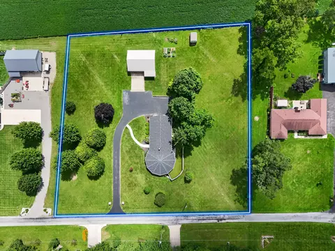 87 Virginia Dr, West Liberty, OH 43357