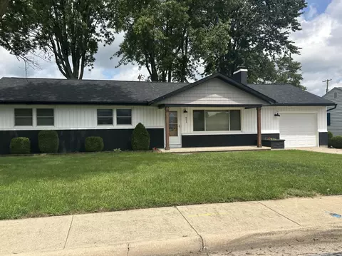 412 James St, Jackson Center, OH 45334