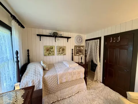 Bedroom - 5606 Middle Urbana Rd, Springfield, OH 45502 photo 7 of 7