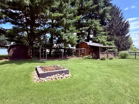 Exterior - 5606 Middle Urbana Rd, Springfield, OH 45502 photo 24 of 26