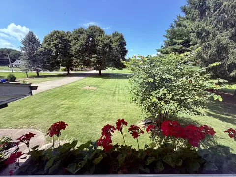 Exterior - 5606 Middle Urbana Rd, Springfield, OH 45502 photo 21 of 26