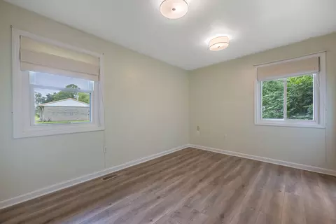 Bedroom - 4845 Broadway Rd, Springfield, OH 45502 photo 5 of 6
