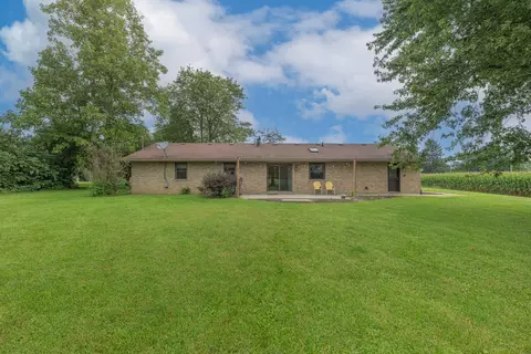 Exterior - 4845 Broadway Rd, Springfield, OH 45502 photo 6 of 9
