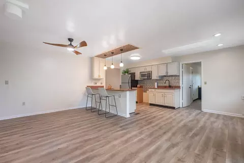 Living - 4845 Broadway Rd, Springfield, OH 45502 photo 3 of 3