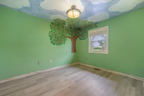 Bedroom - 4845 Broadway Rd, Springfield, OH 45502 photo 3 of 6