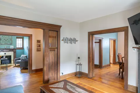 Entry Way - 2201 Elmwood Ave, Springfield, OH 45505 photo 3 of 6