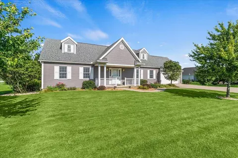 1309 Mohican Trl, Wapakoneta, OH 45895