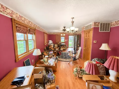 Living - 218 Harrison St, Kenton, OH 43326 photo 1 of 2