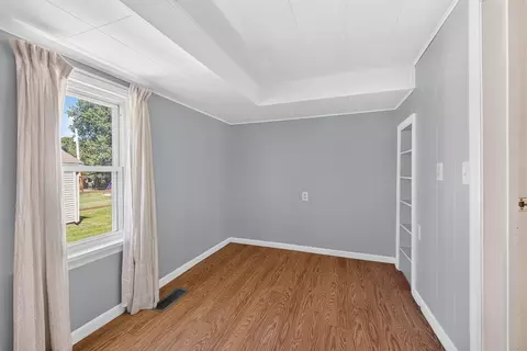 Bedroom - 110 N Walker St, De Graff, OH 43318 photo 4 of 9