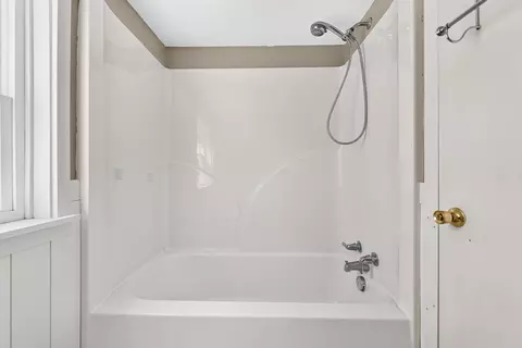 Bath - 110 N Walker St, De Graff, OH 43318 photo 2 of 2