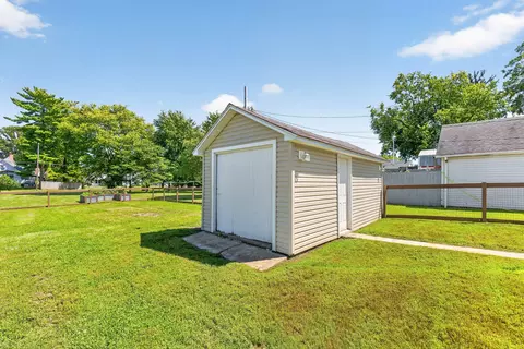 Exterior - 110 N Walker St, De Graff, OH 43318 photo 6 of 8