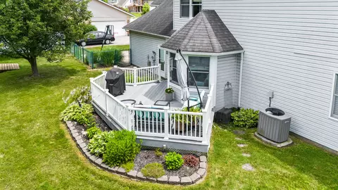 Exterior - 1084 Kingsgate Rd, Springfield, OH 45503 photo 1 of 6