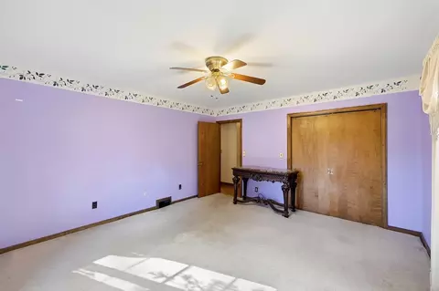 Bedroom - 508 N Broadmoor Blvd, Springfield, OH 45504 photo 2 of 4