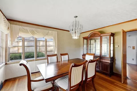 Dining - 508 N Broadmoor Blvd, Springfield, OH 45504 photo 1 of 2
