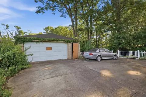 Exterior - 508 N Broadmoor Blvd, Springfield, OH 45504 photo 10 of 10