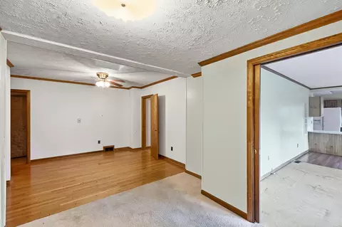 Living - 508 N Broadmoor Blvd, Springfield, OH 45504 photo 8 of 8