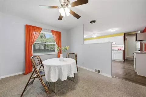 Dining - 786 Westchester Park Dr, Springfield, OH 45504 photo 3 of 3