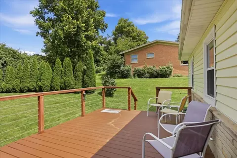 Exterior - 786 Westchester Park Dr, Springfield, OH 45504 photo 3 of 11