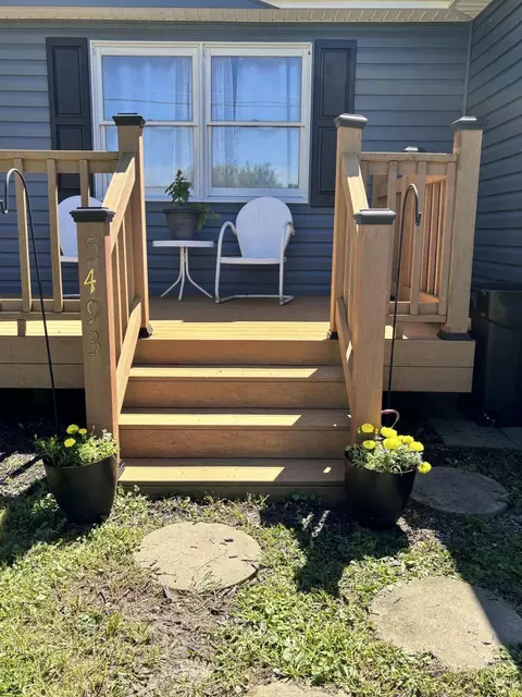 Exterior - 5493 Beard Rd, Springfield, OH 45502 photo 3 of 16