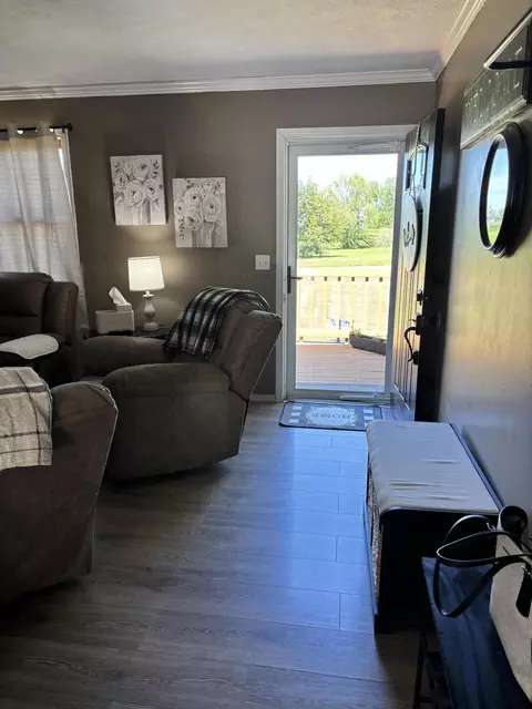 Entry Way - 5493 Beard Rd, Springfield, OH 45502 photo 1 of 2