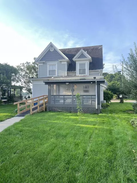 208 E State St, Botkins, OH 45306 photo 2