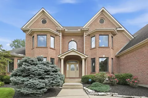 Exterior - 2638 Ballydoyle Dr, Springfield, OH 45503 photo 7 of 31