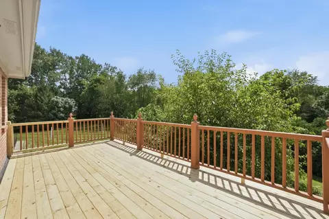Exterior - 2638 Ballydoyle Dr, Springfield, OH 45503 photo 9 of 31