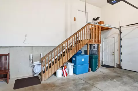 Exterior - 2638 Ballydoyle Dr, Springfield, OH 45503 photo 13 of 31