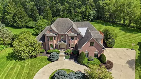 2638 Ballydoyle Dr, Springfield, OH 45503