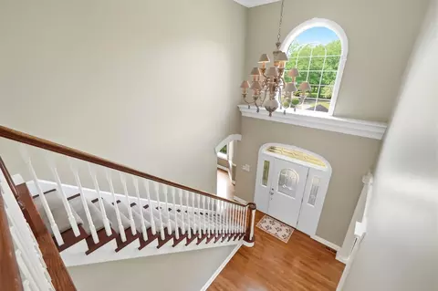 Entry Way - 2638 Ballydoyle Dr, Springfield, OH 45503 photo 5 of 10