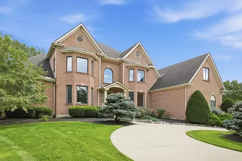 Exterior - 2638 Ballydoyle Dr, Springfield, OH 45503 photo 3 of 31