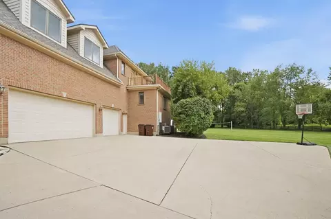 Exterior - 2638 Ballydoyle Dr, Springfield, OH 45503 photo 30 of 31