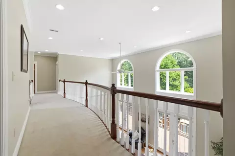 Entry Way - 2638 Ballydoyle Dr, Springfield, OH 45503 photo 8 of 10