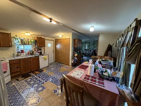 Kitchen - 1221 Hazel Nut Ln, Sidney, OH 45365 photo 5 of 5