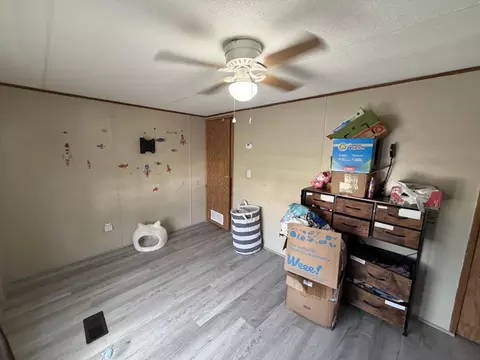 Bedroom - 1221 Hazel Nut Ln, Sidney, OH 45365 photo 5 of 12