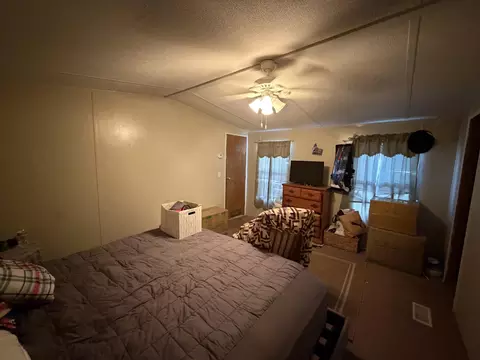 Bedroom - 1221 Hazel Nut Ln, Sidney, OH 45365 photo 9 of 12