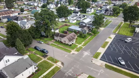 View/Area - 322 N Ash St, Celina, OH 45822 photo 4 of 6