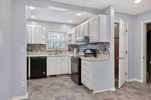 Kitchen - 322 N Ash St, Celina, OH 45822 photo 2 of 3