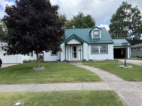 Exterior - 922 Chestnut St, Celina, OH 45822 photo 2 of 8