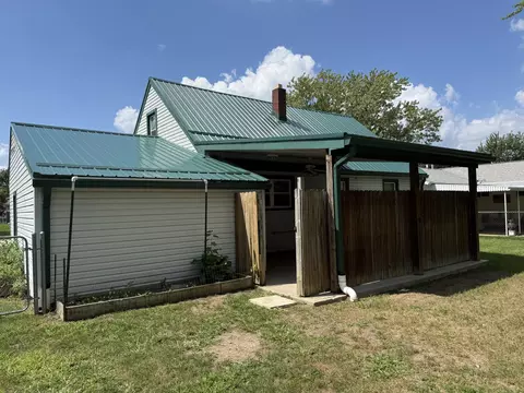Exterior - 922 Chestnut St, Celina, OH 45822 photo 8 of 8
