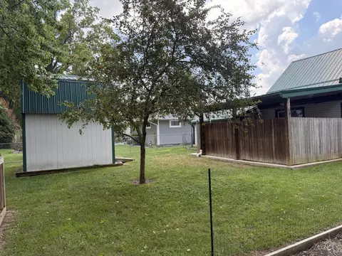 Exterior - 922 Chestnut St, Celina, OH 45822 photo 7 of 8