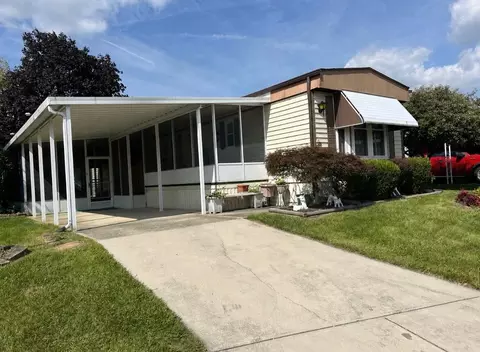 48 Beech Dr, Springfield, OH 45502