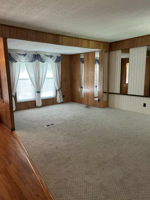 48 Beech Dr, Springfield, OH 45502 photo 13