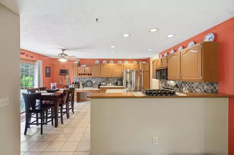 Kitchen - 4146 Ashton Ln, Springfield, OH 45503 photo 1 of 7