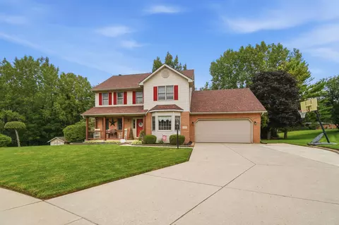 Exterior - 4146 Ashton Ln, Springfield, OH 45503 photo 4 of 17