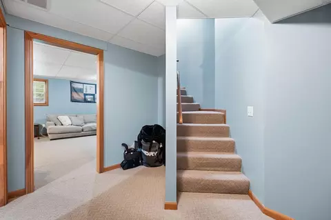 Entry Way - 4146 Ashton Ln, Springfield, OH 45503 photo 6 of 7