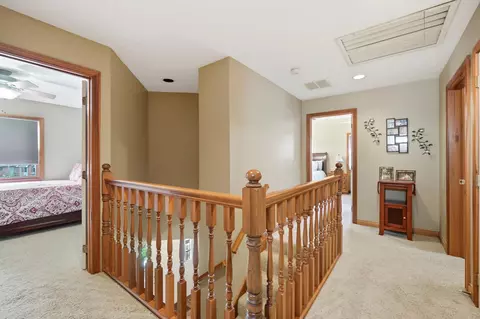Entry Way - 4146 Ashton Ln, Springfield, OH 45503 photo 5 of 7